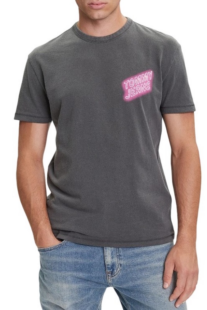 TOMMY JEANS REG NOVELTY FAIR TEE EXT T-SHIRT ΜΠΛΟΥΖΑ ΑΝΔΡΙΚΗ BLACK/PINK