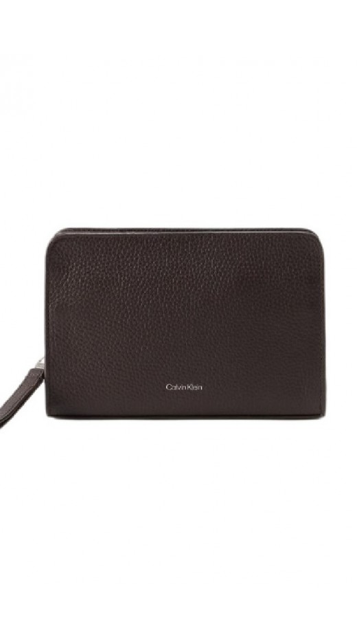CALVIN KLEIN FOIL EMBOSS SMALL WASHBAG ΤΣΑΝΤΑ ΑΝΔΡΙΚΗ DARK BROWN