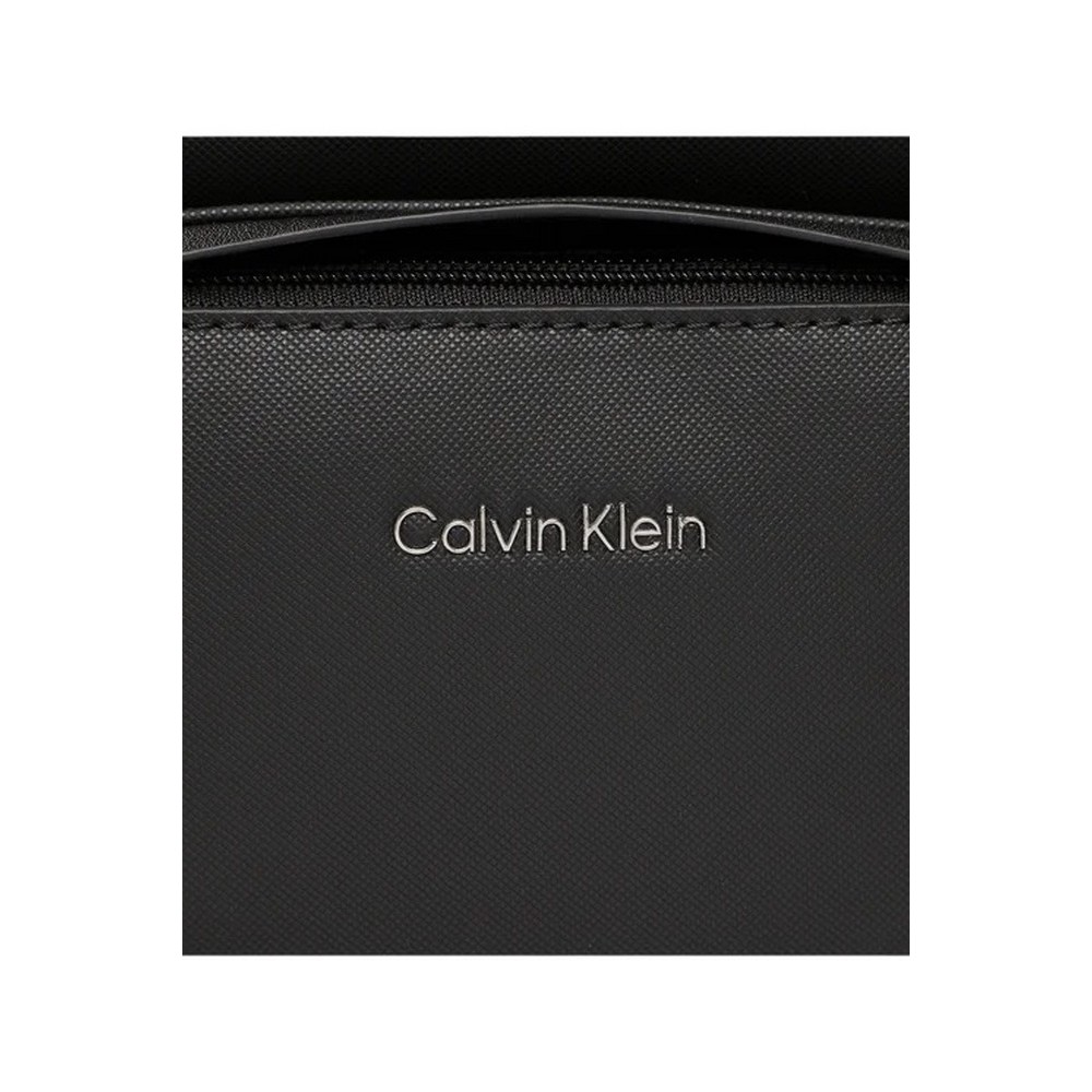 CALVIN KLEIN JEANS CK MUST PIQUE REPORTER S W/PCKT ΤΣΑΝΤΑ ΑΝΔΡΙΚΗ BLACK