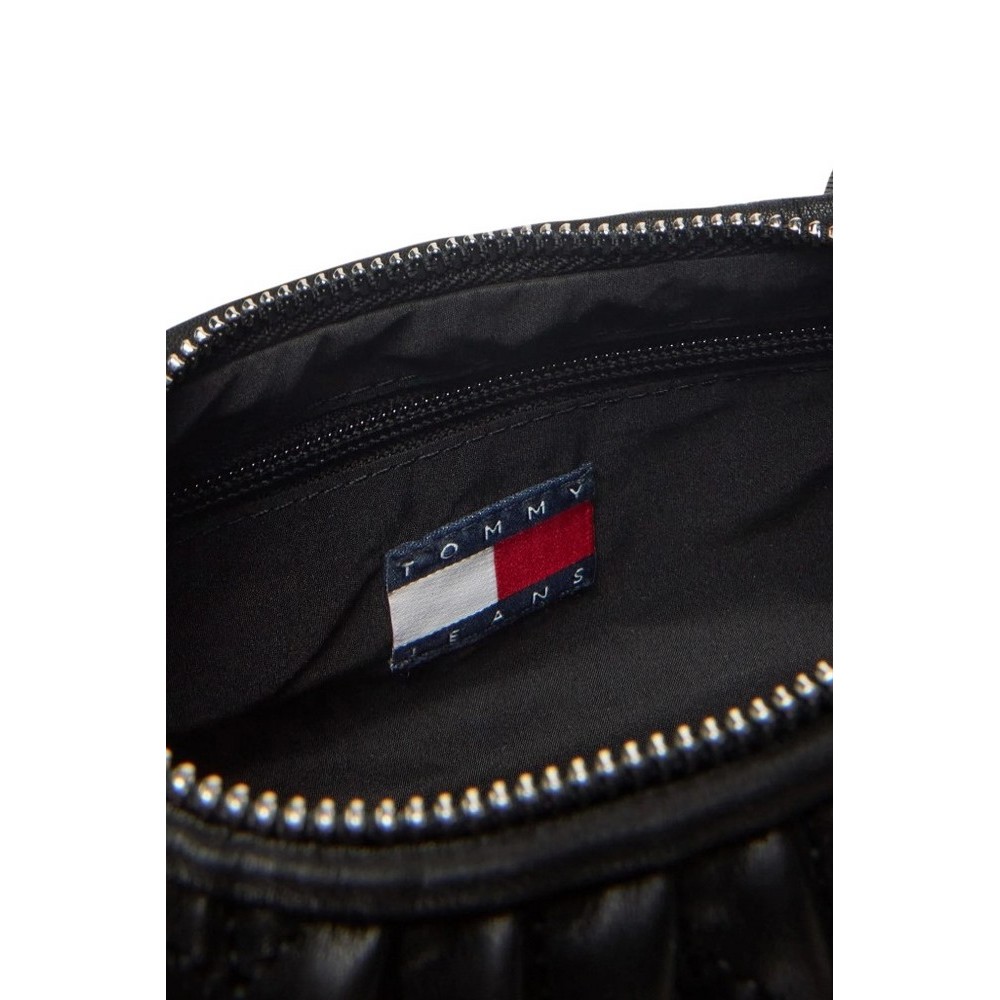 TOMMY JEANS ICONIC SHOULDER QUILTED ΤΣΑΝΤΑ ΓΥΝΑΙΚΕΙΑ BLACK