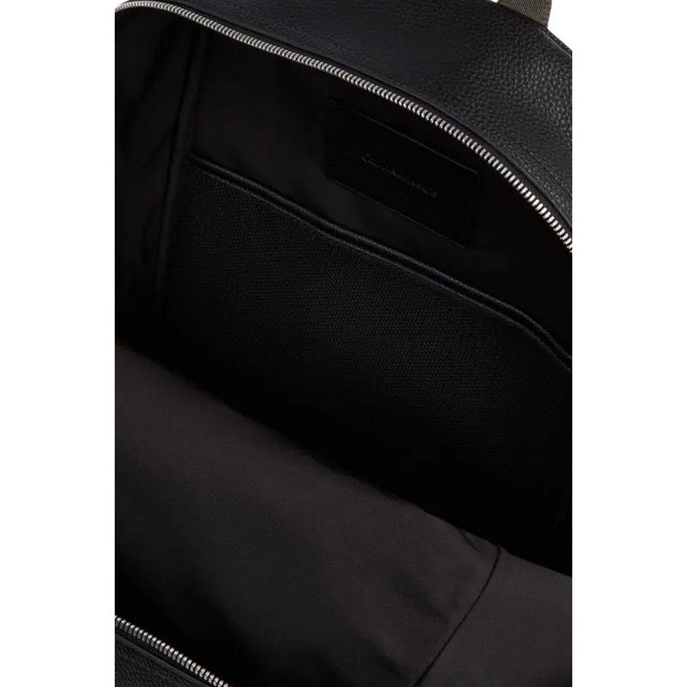 CALVIN KLEIN YNG INTERESTING PU ROUND BP 43 ΤΣΑΝΤΑ ΑΝΔΡΙΚΗ BLACK