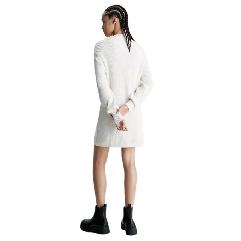 sleeves v neck dress V Neck Long Sleeve Simple Ivory Wedding Dress