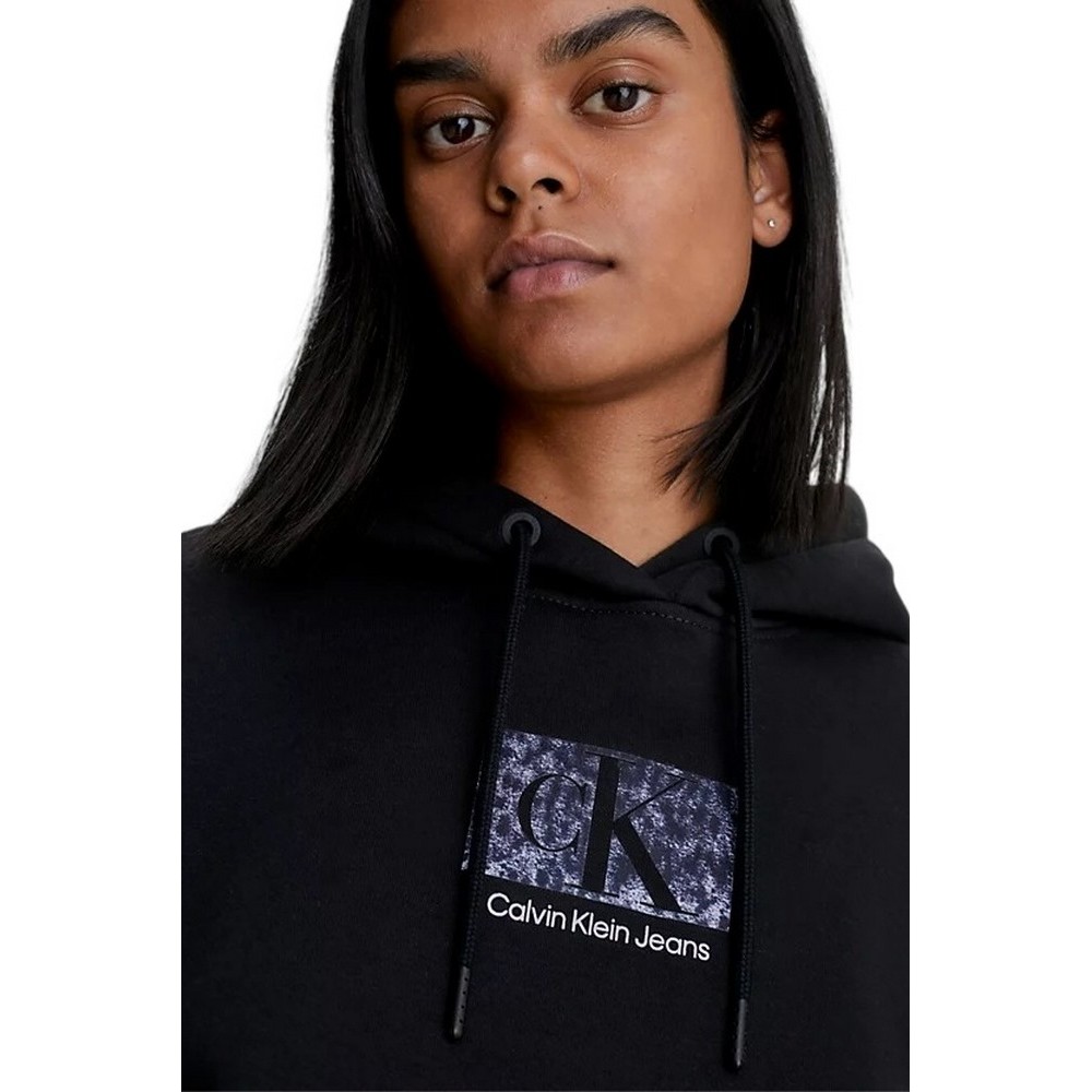 CALVIN KLEIN JEANS PRINTED BOX CROPPED HOODIE ΜΠΛΟΥΖΑ ΦΟΥΤΕΡ ΓΥΝΑΙΚΕΙΟ BLACK