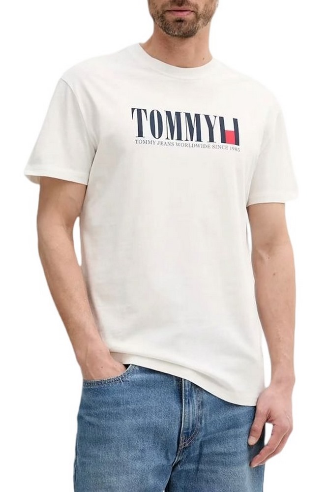 TOMMY JEANS REG TOMMY DNA FLAG TEE T-SHIRT ΜΠΛΟΥΖΑ ΑΝΔΡΙΚΗ OFF WHITE
