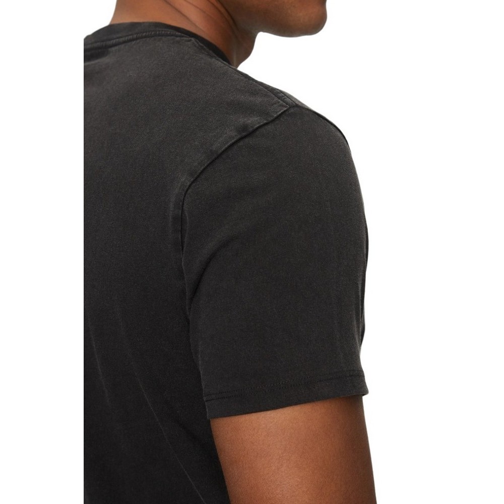 GUESS TRADITION TEE T-SHIRT ΜΠΛΟΥΖΑ ΑΝΔΡΙΚΗ WASHED BLACK