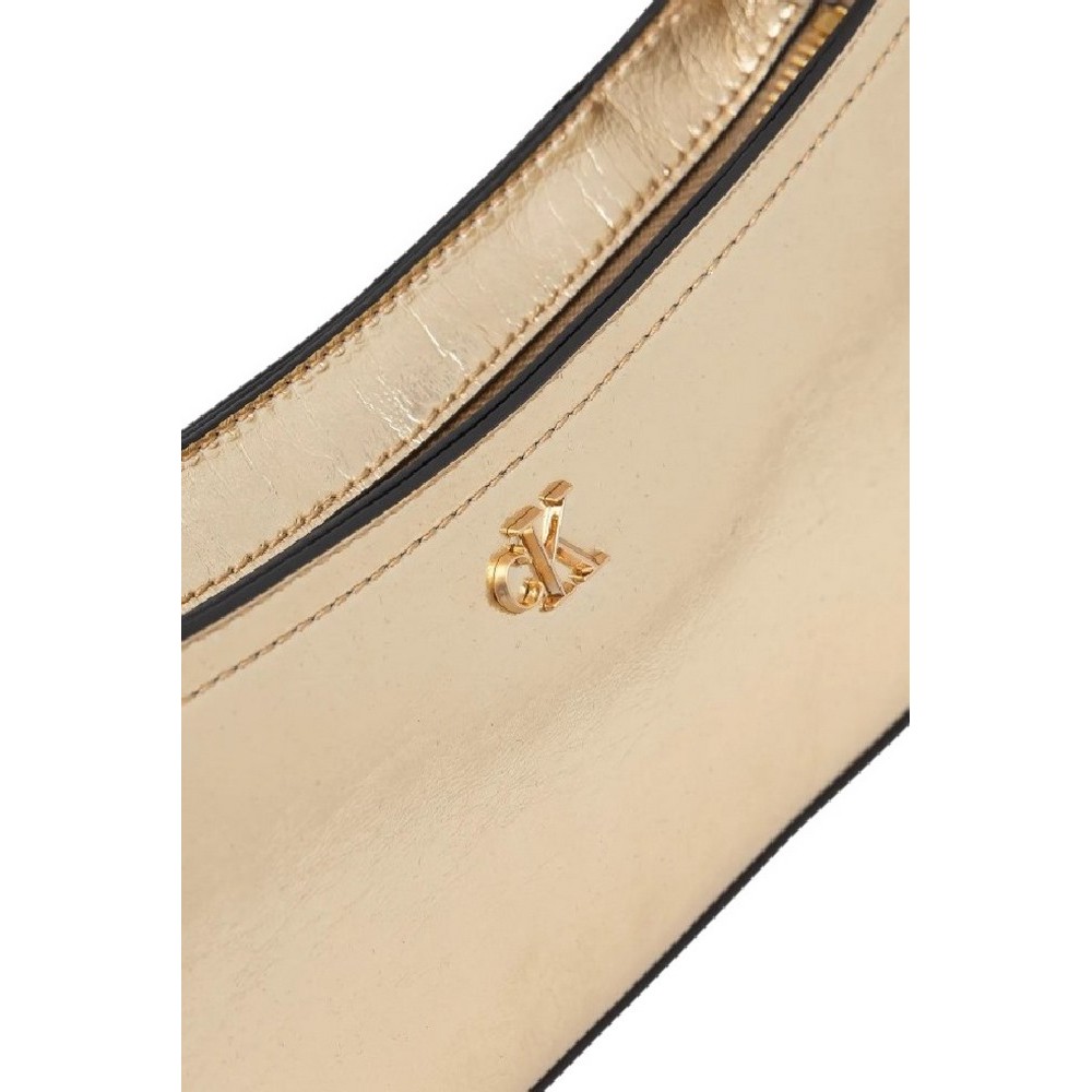CALVIN KLEIN METALLIC SMALL SHOULDER BAG ΤΣΑΝΤΑ ΓΥΝΑΙΚΕΙΑ GOLD