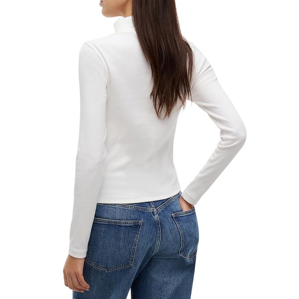 TOMMY JEANS ESSENTIAL MOCK NECK ΜΠΛΟΥΖΑ ΜΑΚΡΥΜΑΝΙΚΗ ΓΥΝΑΙΚΕΙΑ ECRU