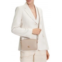 CALVIN KLEIN MINIMAL MONOGRAM CAMERA BAG 20 ΤΣΑΝΤΑ ΓΥΝΑΙΚΕΙΑ TAUPE
