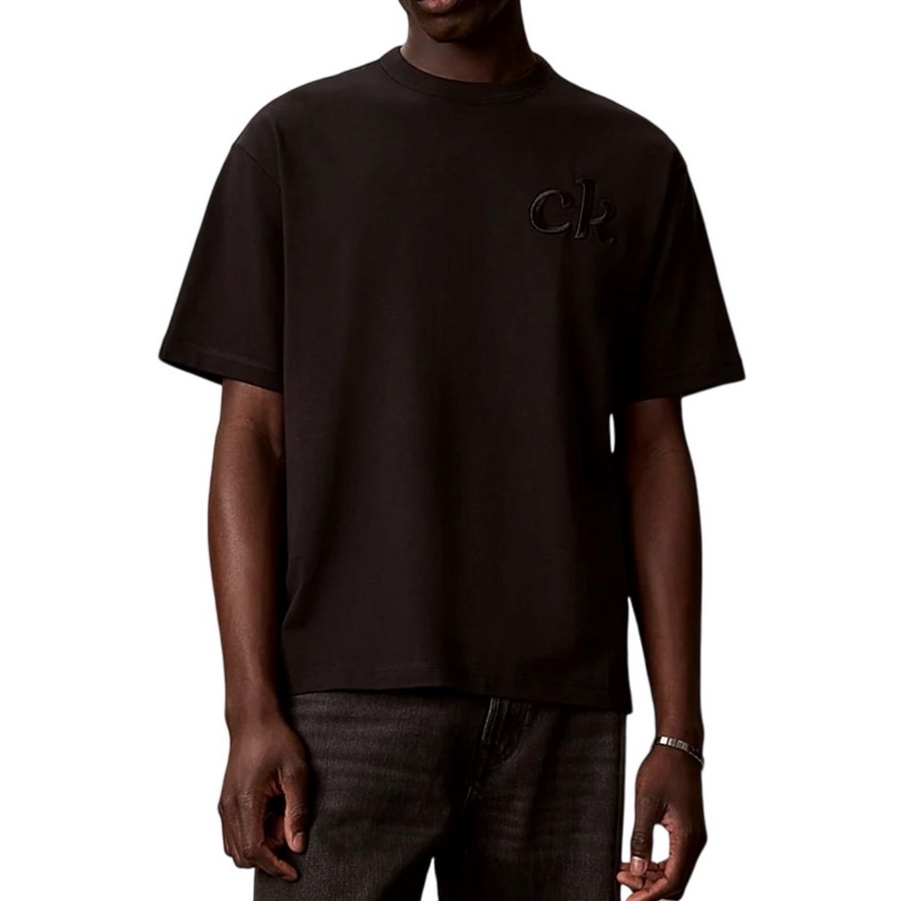 CALVIN KLEIN JEANS 16S AUG CALVIN KLN TRVL GRAPH T-SHIRT ΜΠΛΟΥΖΑ ΑΝΔΡΙΚΗ BLACK