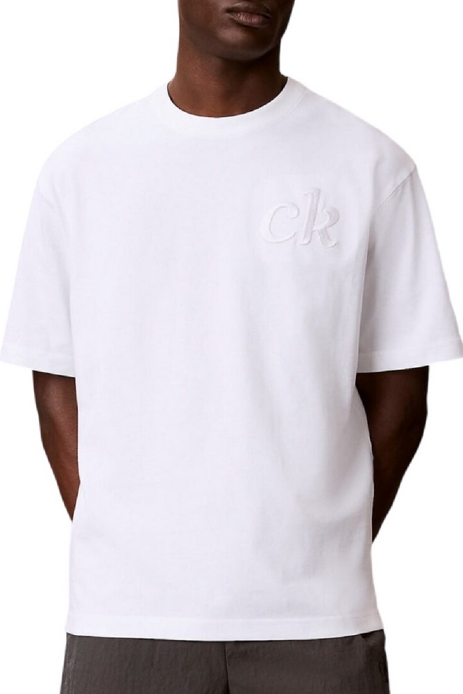 CALVIN KLEIN JEANS 16S AUG CALVIN KLN TRVL GRAPH T-SHIRT ΜΠΛΟΥΖΑ ΑΝΔΡΙΚΗ BRIGHT WHITE