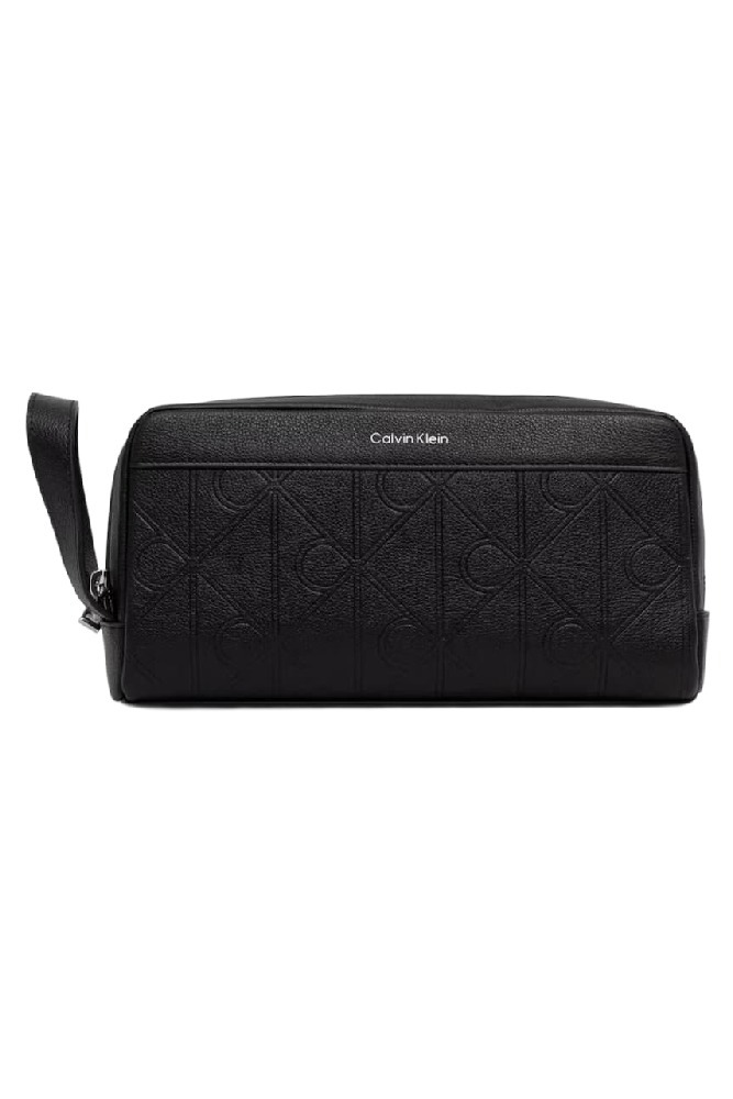 CALVIN KLEIN XL EMBLEM AOP EMBOSS DOPP KIT ΤΣΑΝΤΑ ΑΝΔΡΙΚΗ BLACK
