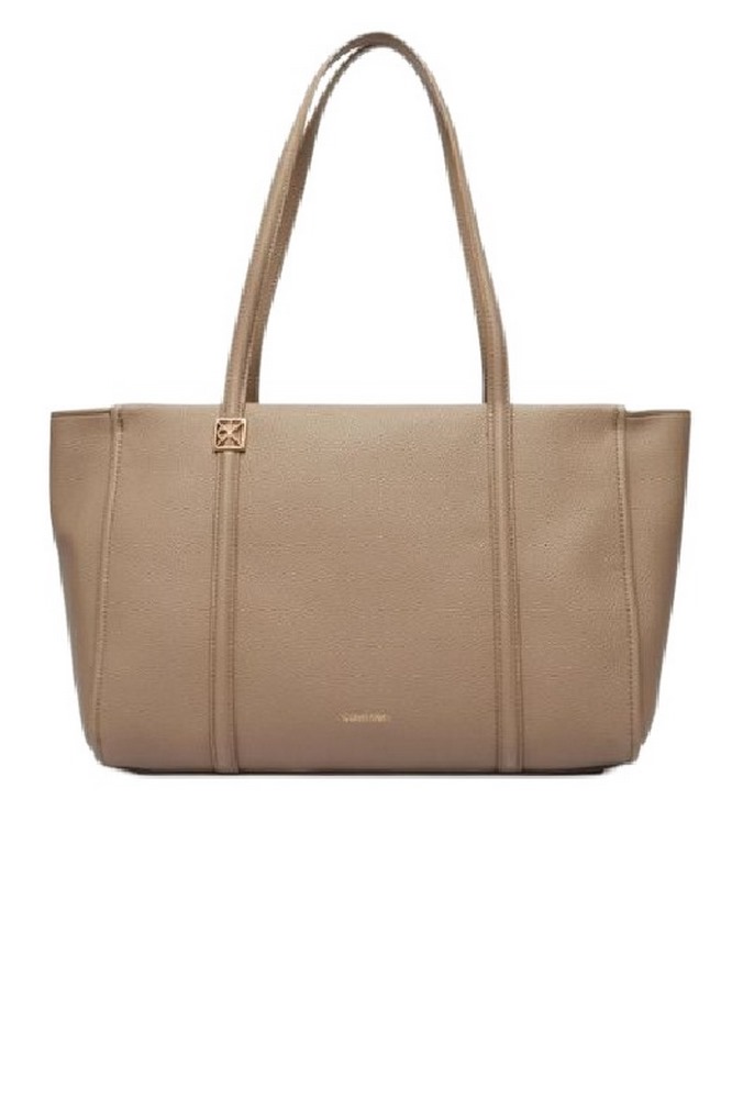CALVIN KLEIN EMBLEM HW PEBBLE TOTE ΤΣΑΝΤΑ ΓΥΝΑΙΚΕΙΑ TAUPE
