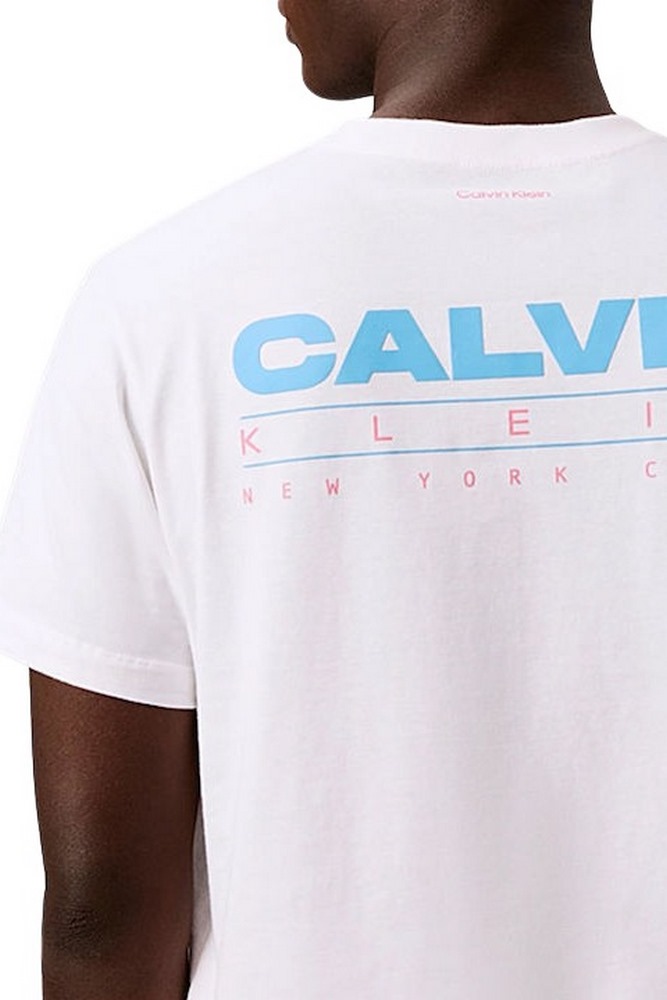 CALVIN KLEIN JEANS 20S CALVIN DISC STACK GRAPHIC T-SHIRT ΜΠΛΟΥΖΑ ΑΝΔΡΙΚΗ BRIGHT WHITE