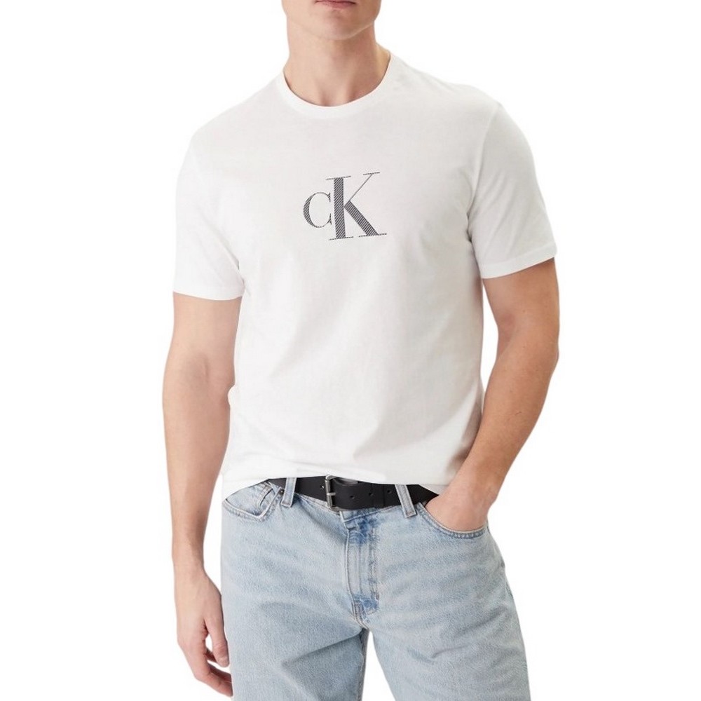 CALVIN KLEIN 30S DISTRESS MONOGRAM GRAPHIC T-SHIRT ΜΠΛΟΥΖΑ ΑΝΔΡΙΚΗ BRIGHT WHITE