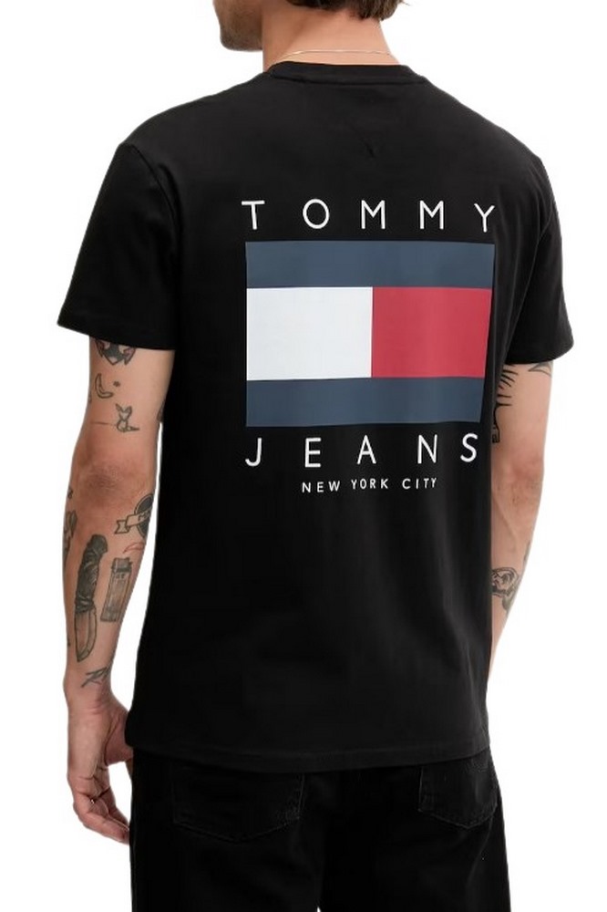 TOMMY JEANS REG FLAG GRAPH BCKPRNT T-SHIRT ΜΠΛΟΥΖΑ ΑΝΔΡΙΚΗ BLACK
