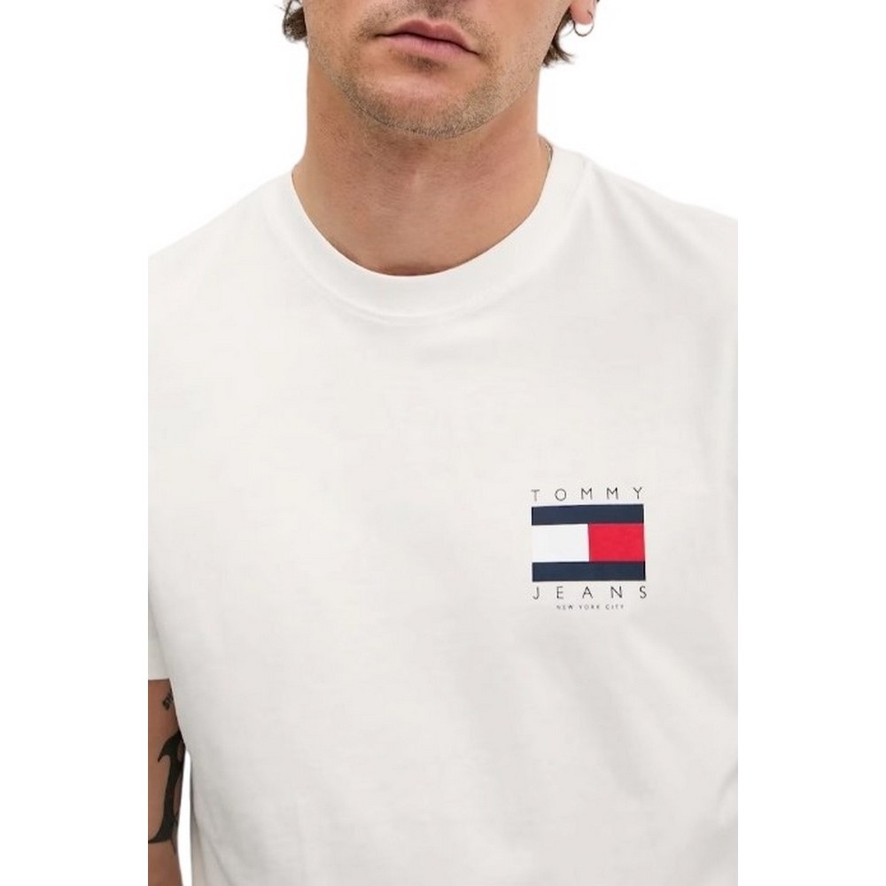 TOMMY JEANS REG FLAG GRAPH BCKPRNT T-SHIRT ΜΠΛΟΥΖΑ ΑΝΔΡΙΚΗ OFF WHITE