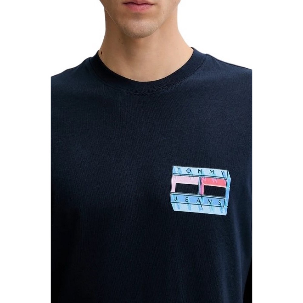 TOMMY JEANS REG DNA FLAG PLAY TEE EXT T-SHIRT ΜΠΛΟΥΖΑ ΑΝΔΡΙΚΗ DARK NAVY