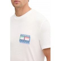 TOMMY JEANS REG DNA FLAG PLAY TEE EXT T-SHIRT ΜΠΛΟΥΖΑ ΑΝΔΡΙΚΗ OFF WHITE