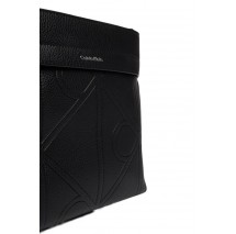 CALVIN KLEIN EMBLEM EMBOSS SLIM FLATPACK ΤΣΑΝΤΑ ΑΝΔΡΙΚΗ BLACK