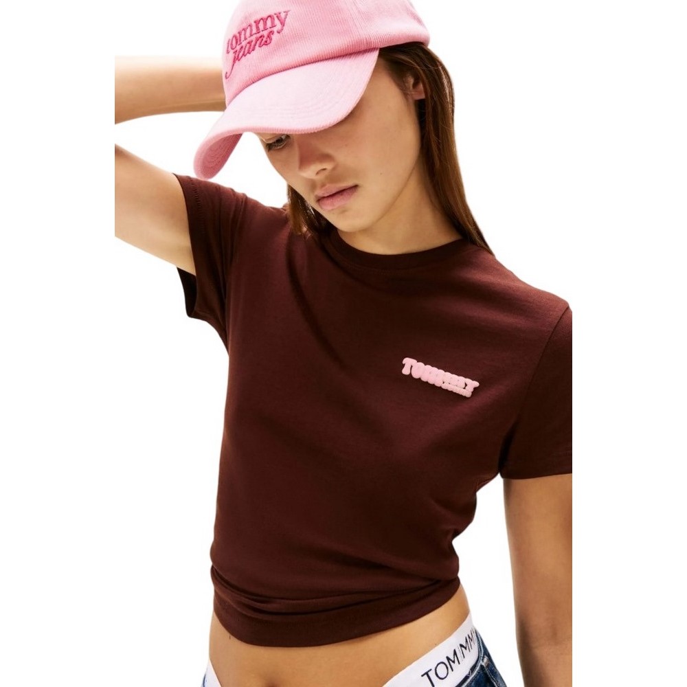 TOMMY JEANS REG TOM MY JEANS TEE T-SHIRT ΜΠΛΟΥΖΑ ΓΥΝΑΙΚΕΙΑ BROWN