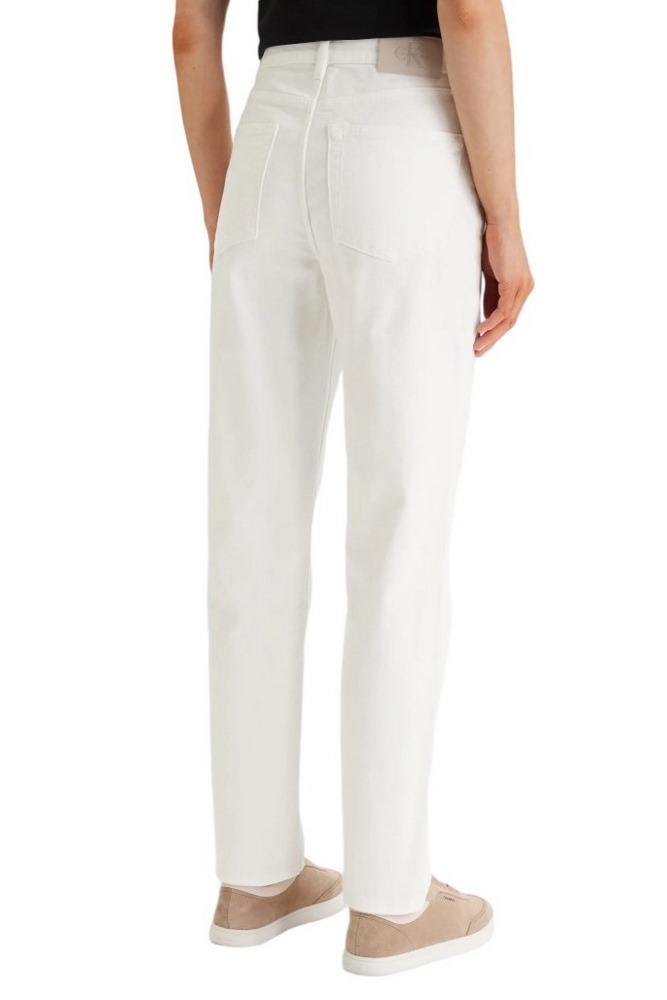 CALVIN KLEIN JEANS MOM JEAN CHALK WHITE ΤΖΙΝ ΠΑΝΤΕΛΟΝΙ ΓΥΝΑΙΚΕΙΟ OFF WHITE