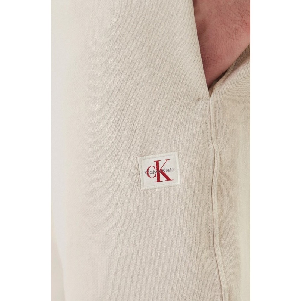 CALVIN KLEIN JEANS EU 350TERRY BADGE SHORT ΒΕΡΜΟΥΔΑ ΑΝΔΡΙΚΗ BEIGE