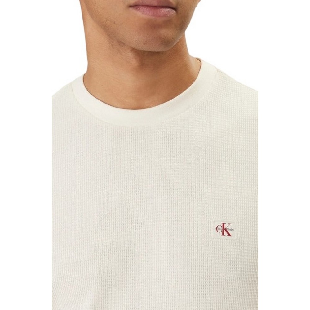 CALVIN KLEIN JEANS SS WAFFLE BADGE CREWNK T-SHIRT ΑΝΔΡΙΚΟ ECRU
