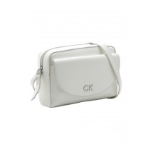 CALVIN KLEIN DAILY CAMERA BAG PEBBLE ΤΣΑΝΤΑ ΓΥΝΑΙΚΕΙΑ BRIGHT WHITE