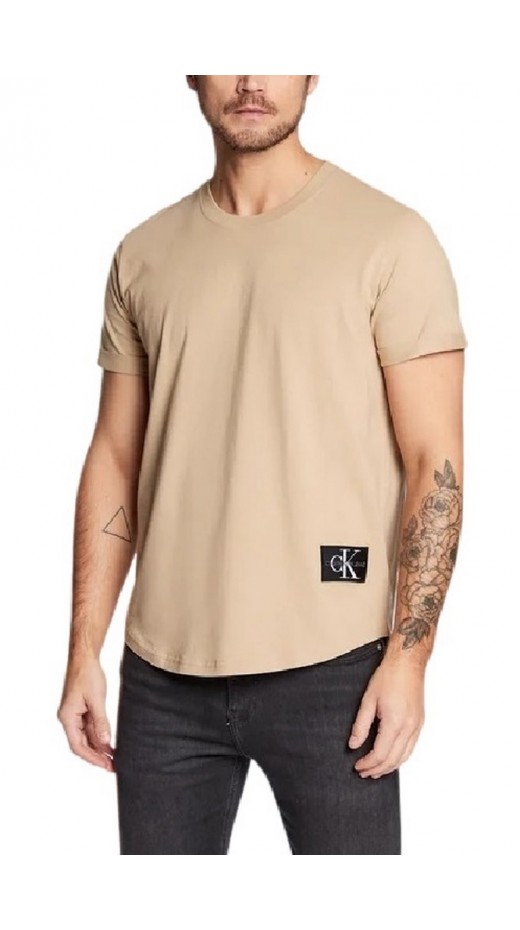 CALVIN KLEIN JEANS BADGE TURN UP SLEEVE  T-SHIRT ΑΝΤΡΙΚΟ BEIGE