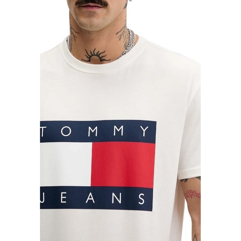 TOMMY JEANS  REG BIG FLAG SS TEE T-SHIRT ΜΠΛΟΥΖΑ ΑΝΔΡΙΚΗ OFF WHITE