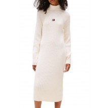 TOMMY JEANS MOCKNECK BADGE SWEATER DRESS ΦΟΡΕΜΑ ΠΛΕΚΤΟ ΓΥΝΑΙΚΕΙΟ OFF WHITE