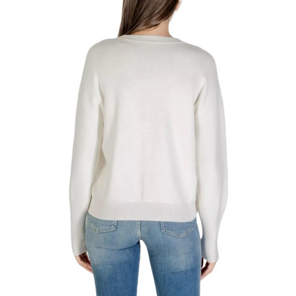 GUESS LS CN LEIGHTON LOGO SWTR ΜΠΛΟΥΖΑ ΠΛΕΚΤΗ ΓΥΝΑΙΚΕΙΑ OFF WHITE