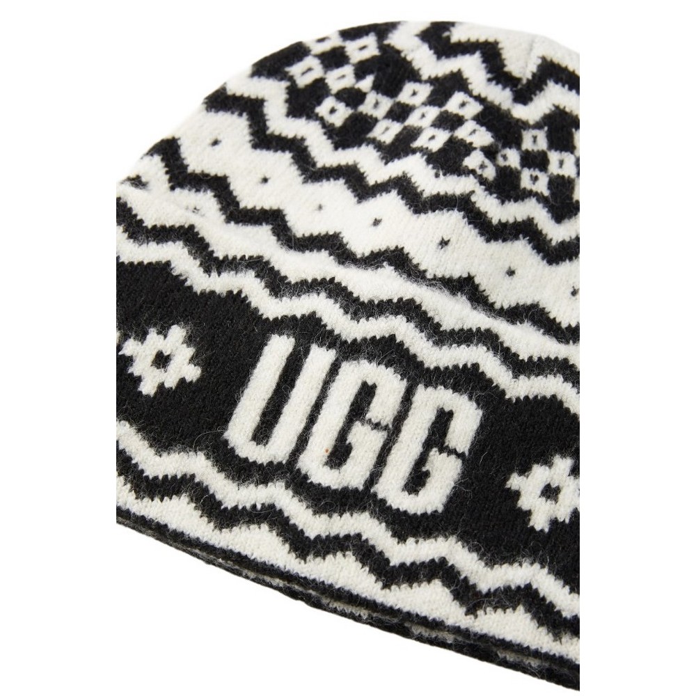 UGG CHUNKY ISLE BEANIE 102745 ΣΚΟΥΦΟΣ ΓΥΝΑΙΚΕΙΟΣ BLACK