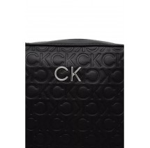 CALVIN KLEIN JEANS RE-LOCK CAMERA BAG EMB MONO ΤΣΑΝΤΑ ΓΥΝΑΙΚΕΙΑ BLACK