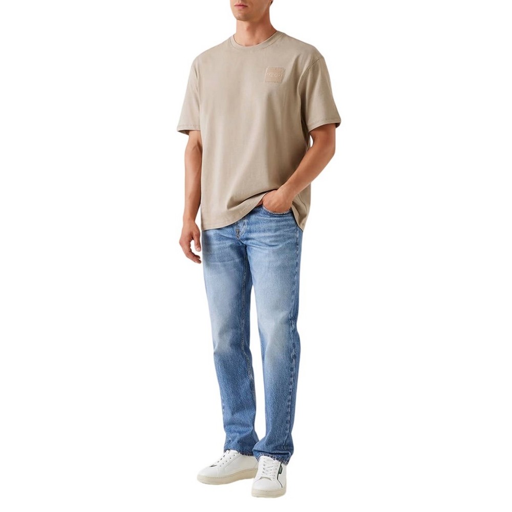 GUESS CN PATCH AT CHEST TEE T-SHIRT ΜΠΛΟΥΖΑ ΑΝΔΡΙΚΗ BEIGE