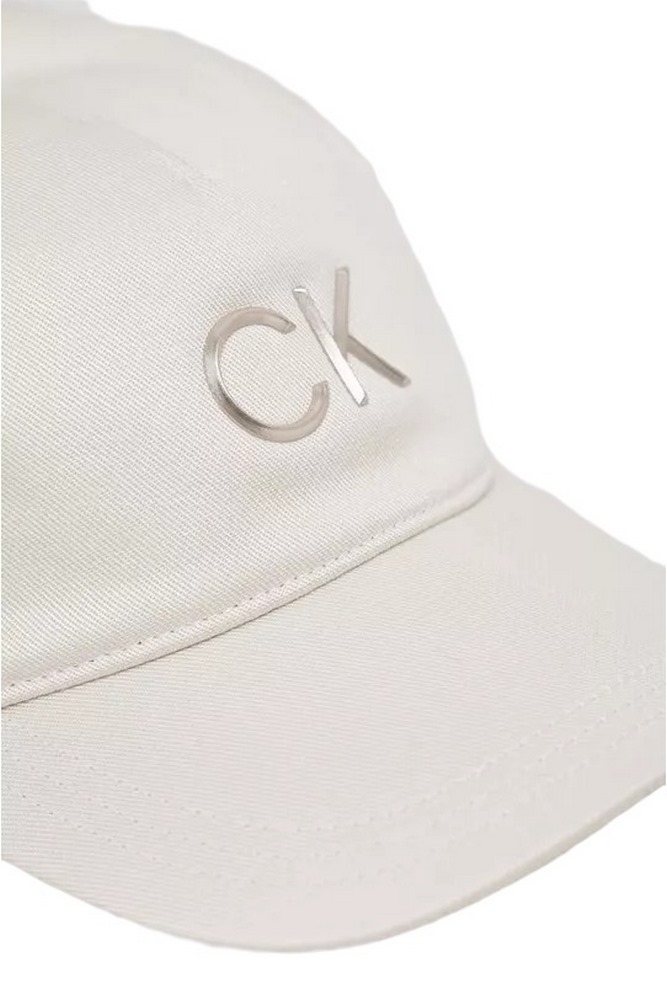 CALVIN KLEIN JEANS RE-LOCK CAP ΚΑΠΕΛΟ ΓΥΝΑΙΚΕΙΟ ECRU