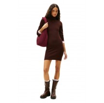 TOMMY JEANS ESS TURTLENECK SWEATER DRESS ΦΟΡΕΜΑ ΓΥΝΑΙΚΕΙΟ BROWN