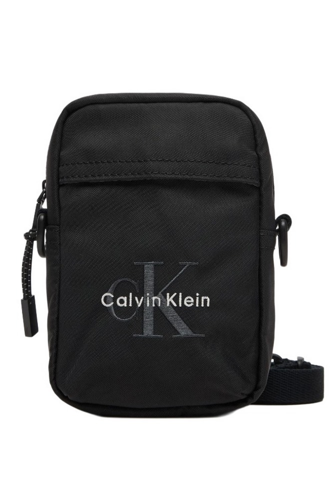 CALVIN KLEIN BOLD LOGO NYLON SLIM REPORTER ΤΣΑΝΤΑ ΑΝΔΡΙΚΗ BLACK