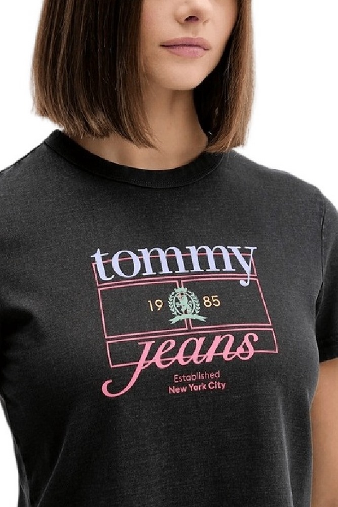 TOMMY JEANS  REG SH CREST FLAG TEE T-SHIRT ΜΠΛΟΥΖΑ ΓΥΝΑΙΚΕΙΑ BLACK