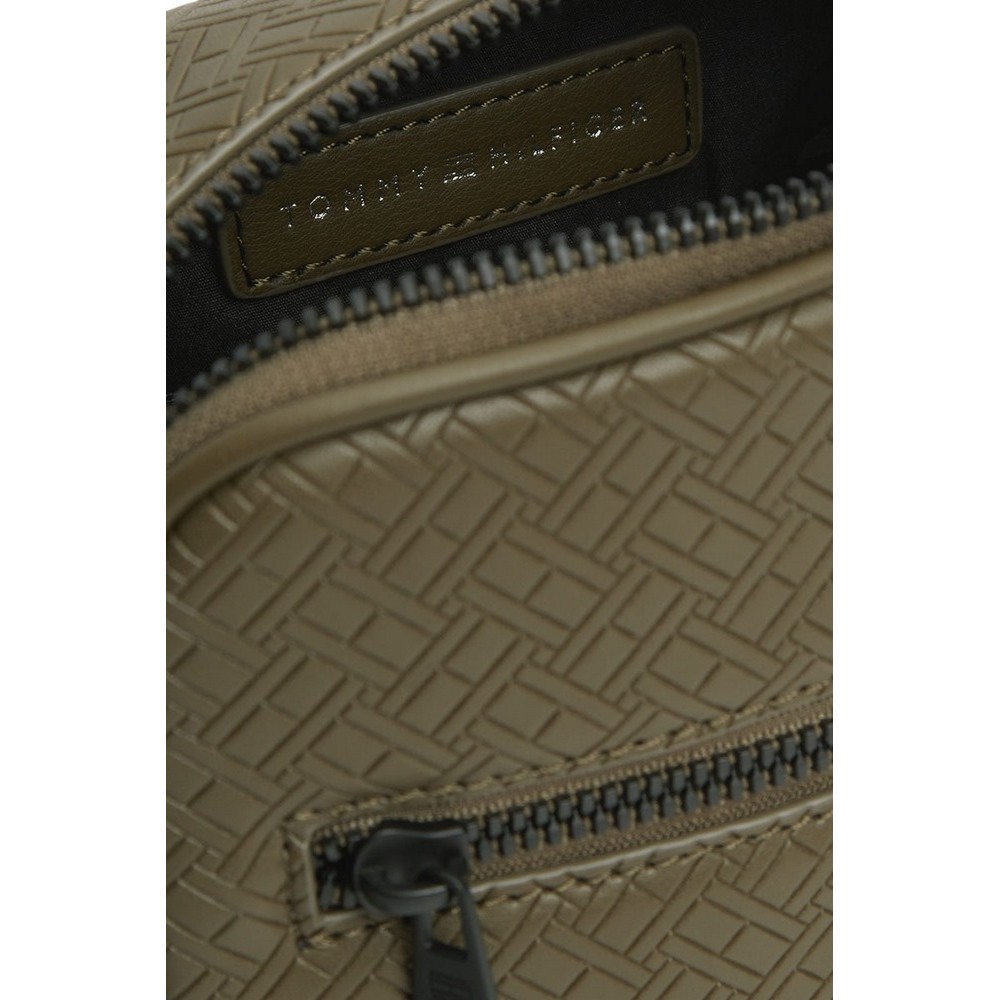 TOMMY HILFIGER EMBOSSED FLAG MINI REPORTER ΤΣΑΝΤΑ ΑΝΔΡΙΚΗ OLIVE