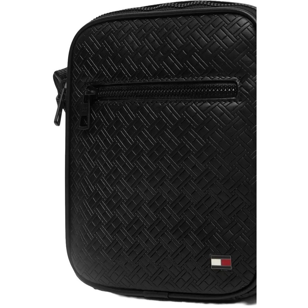 TOMMY HILFIGER EMBOSSED FLAG MINI REPORTER ΤΣΑΝΤΑ ΑΝΔΡΙΚΗ BLACK