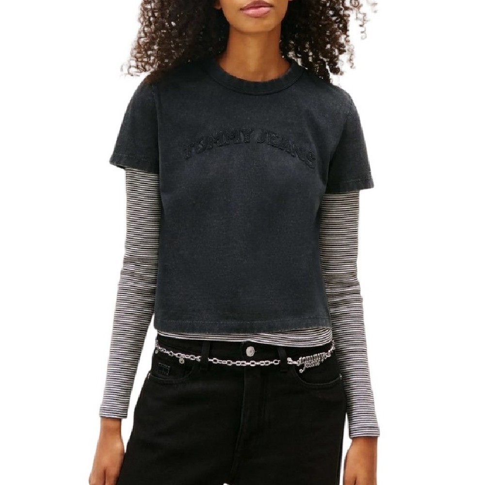 TOMMY JEANS REG GMD VARSITY TEE T-SHIRT  ΜΠΛΟΥΖΑ ΓΥΝΑΙΚΕΙΑ BLACK