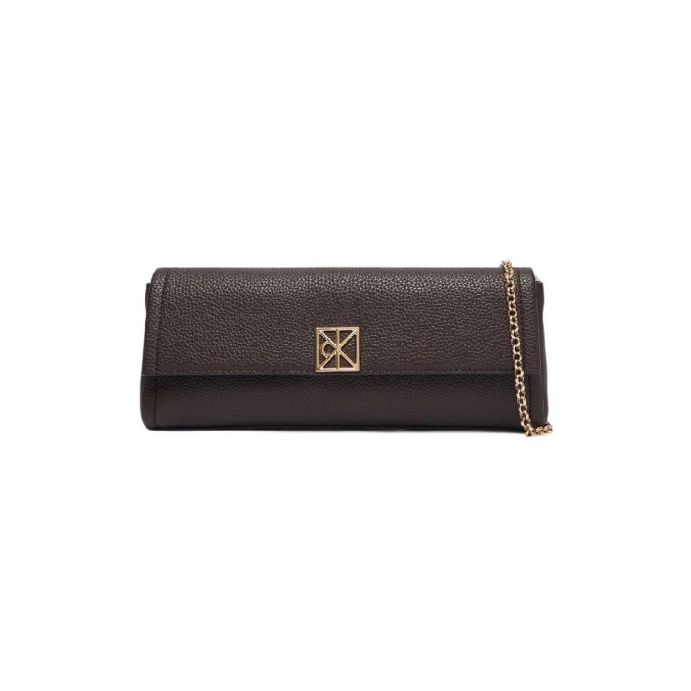 CALVIN KLEIN EMBLEM HW PEBBLE CLUTCH ΤΣΑΝΤΑ ΓΥΝΑΙΚΕΙΑ BROWN