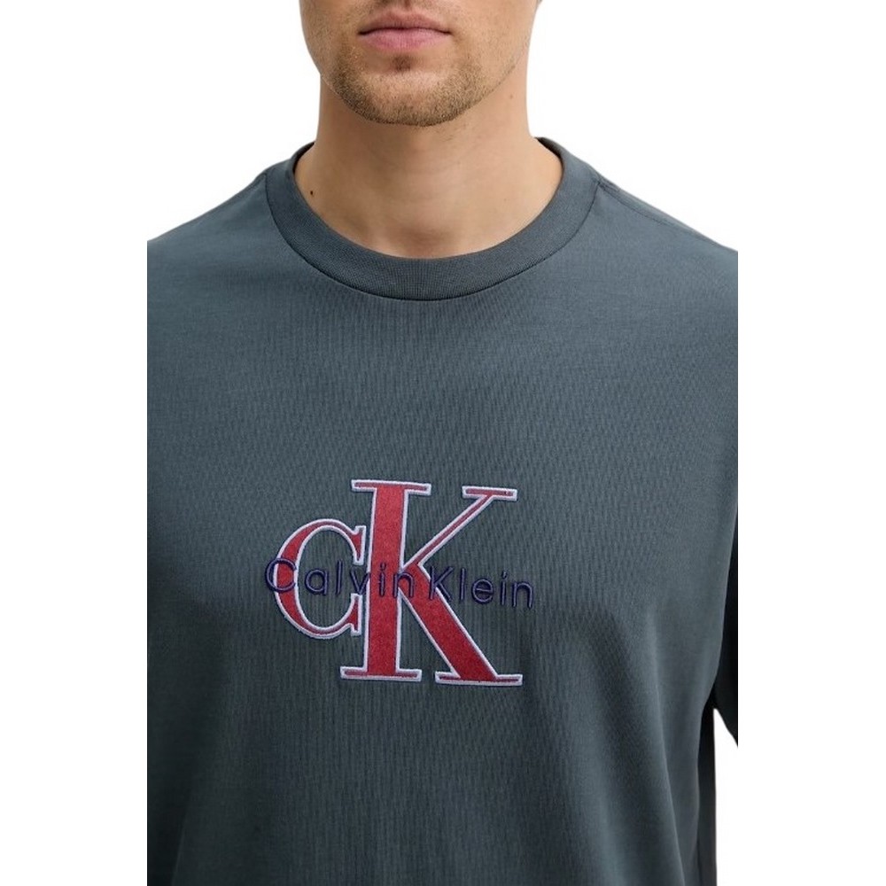 CALVIN KLEIN JEANS 16S TRICOLOR MONOLOGO GRAPHIC T-SHIRT ΜΠΛΟΥΖΑ ΑΝΔΡΙΚΗ NIGHT BLUE