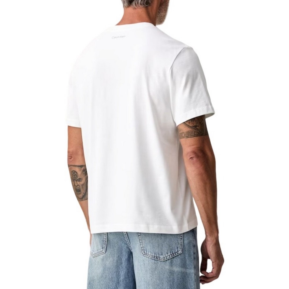 CALVIN KLEIN JEANS 20S CALVIN RSRT CURSIVE GRAPH T-SHIRT ΜΠΛΟΥΖΑ ΑΝΔΡΙΚΗ BRIGHT WHITE