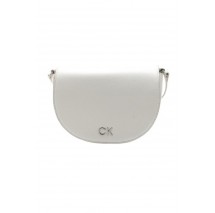 CALVIN KLEIN DAILY SADDLE BAG PEBBLE ΤΣΑΝΤΑ ΓΥΝΑΙΚΕΙΑ BRIGHT WHITE