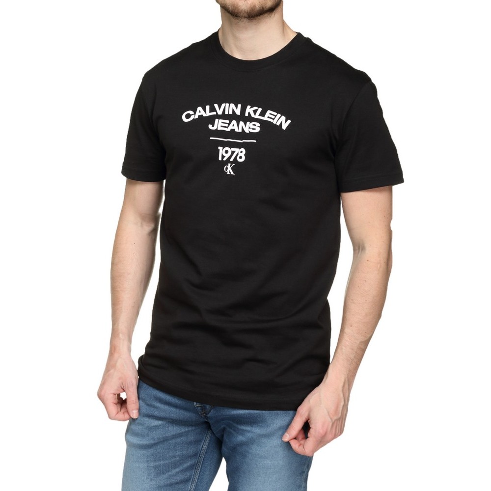 CALVIN KLEIN JEANS VARSITY CURVE LOGO T-SHIRT ΑΝΔΡΙΚΟ BLACK