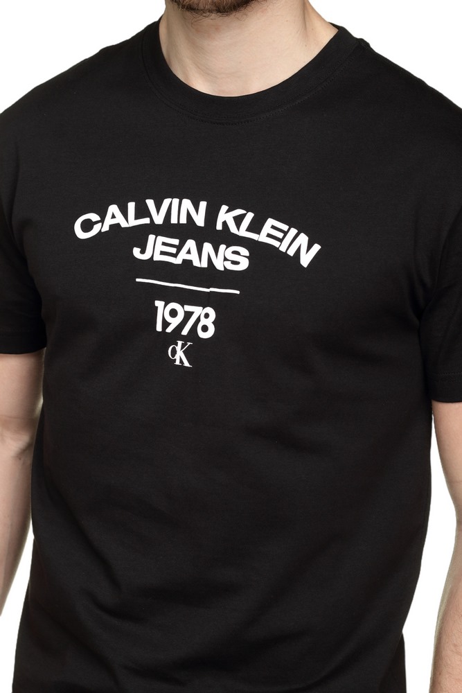 CALVIN KLEIN VARSITY CURVE LOGO T-SHIRT ΑΝΔΡΙΚΟ BLACK