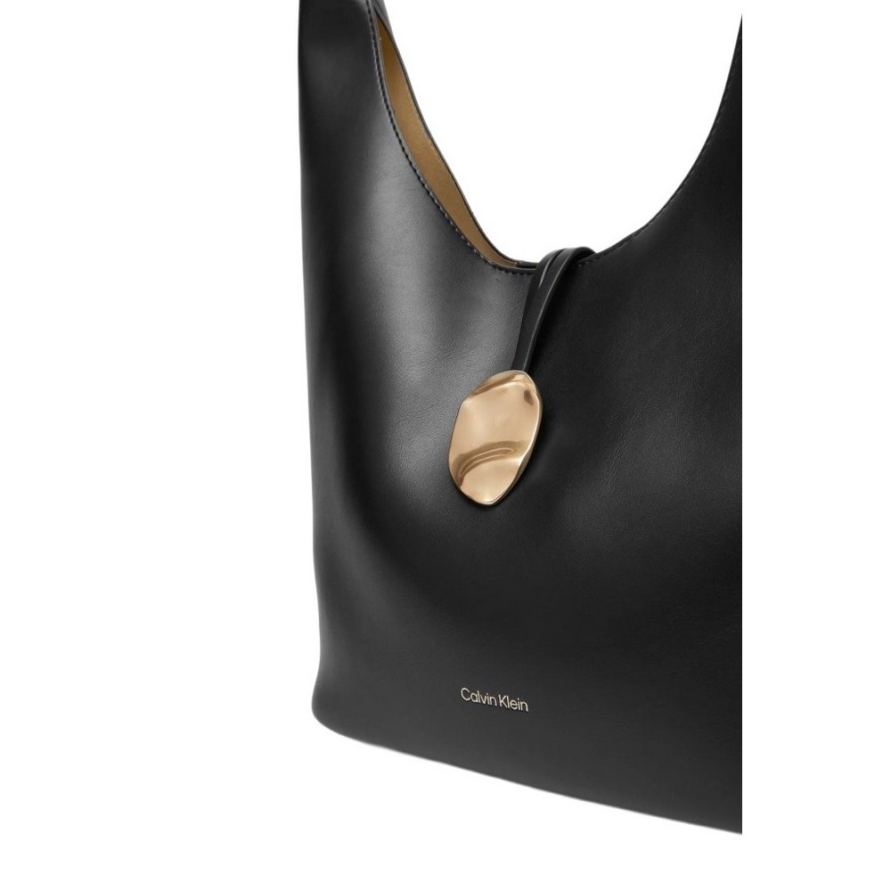 CALVIN KLEIN STN LCK SLCHY SMLL S ΤΣΑΝΤΑ ΓΥΝΑΙΚΕΙΑ BLACK