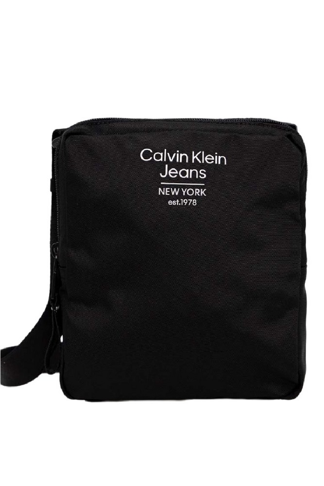 CALVIN KLEIN JEANS SPORT ESSENTIALS REPORTER18 EST ΤΣΑΝΤΑ ΑΝΔΡΙΚΗ BLACK